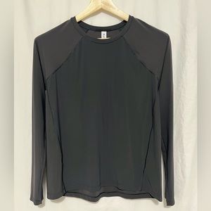 Athleta Black Long Sleeve Top Size Small 75% Nylon 25% Spandex